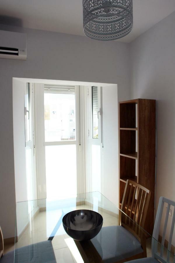 Apartamentos Costa De La Luz Playa Рота Экстерьер фото