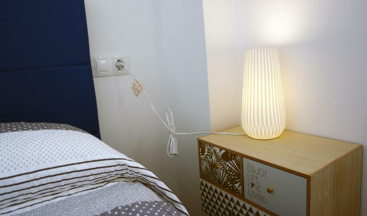 Apartamentos Costa De La Luz Playa Рота Экстерьер фото
